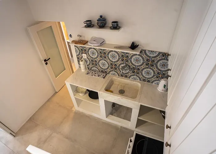 Traditional White House Дом отдыха *