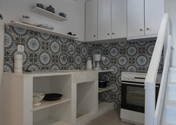 Traditional White House *